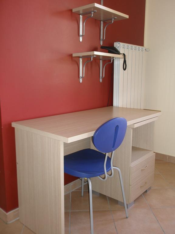 Convento Cappuccini Casa S. Paolo Hotel Viterbo Kamer foto