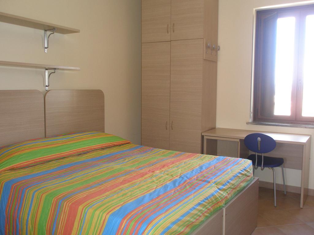 Convento Cappuccini Casa S. Paolo Hotel Viterbo Kamer foto