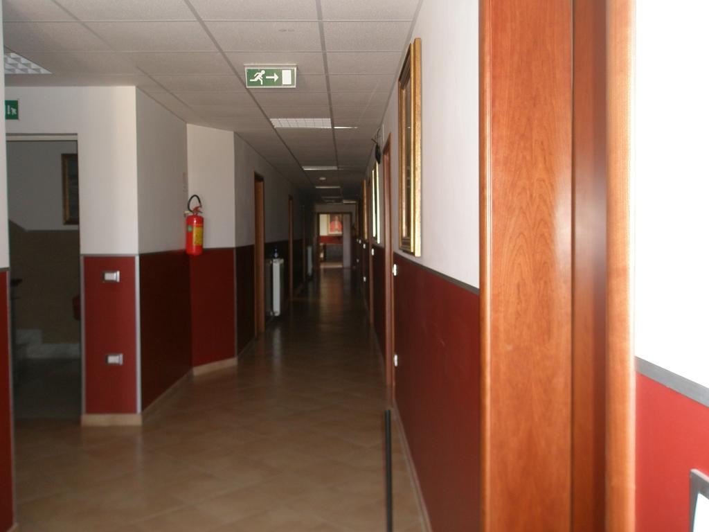 Convento Cappuccini Casa S. Paolo Hotel Viterbo Kamer foto